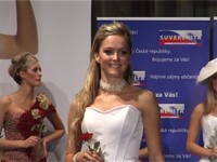 Lenka Zahradn��kov�